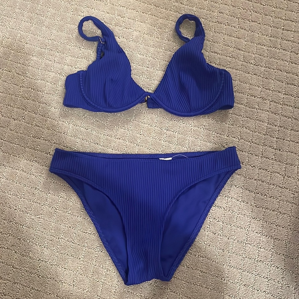 hollister royal blue suit